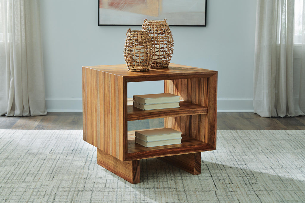 Dressonni End Table in Brown, alternate view 3