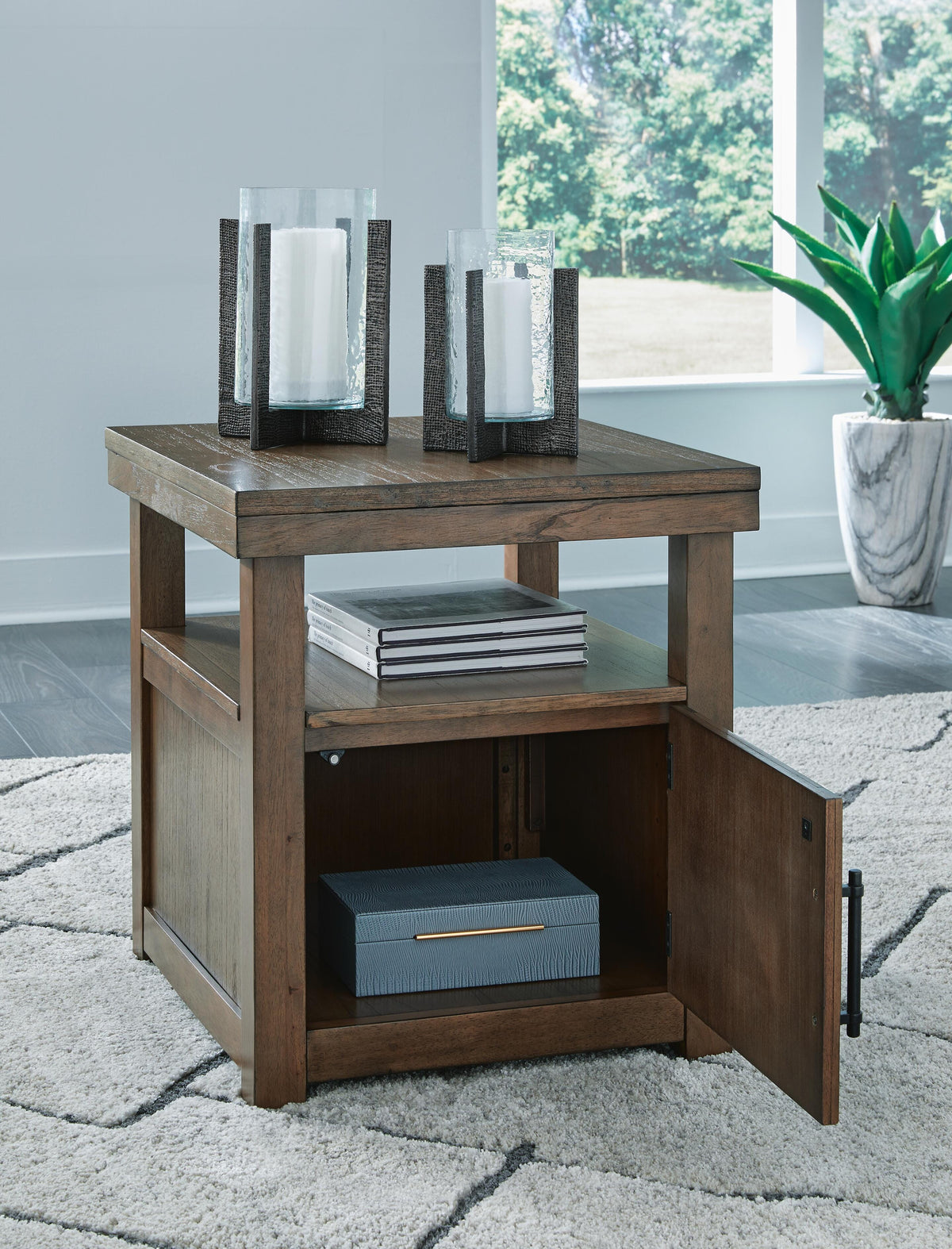 Boardernest End Table in Brown, open view