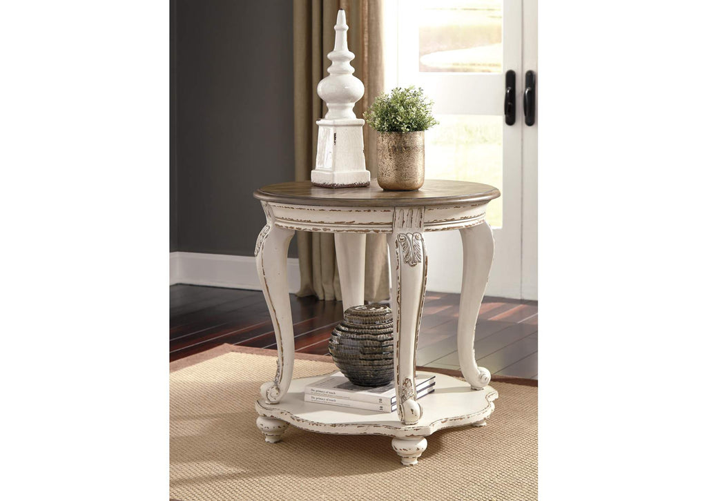 Realyn 2 End Tables