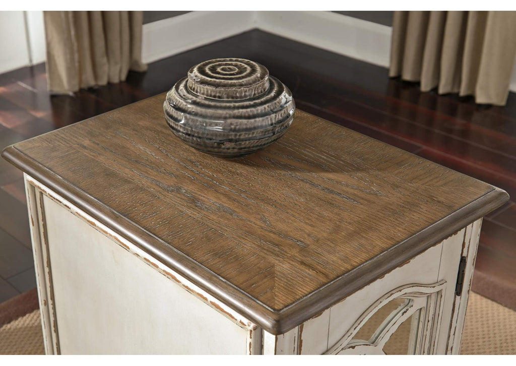 Realyn Coffee Table with 1 End Table