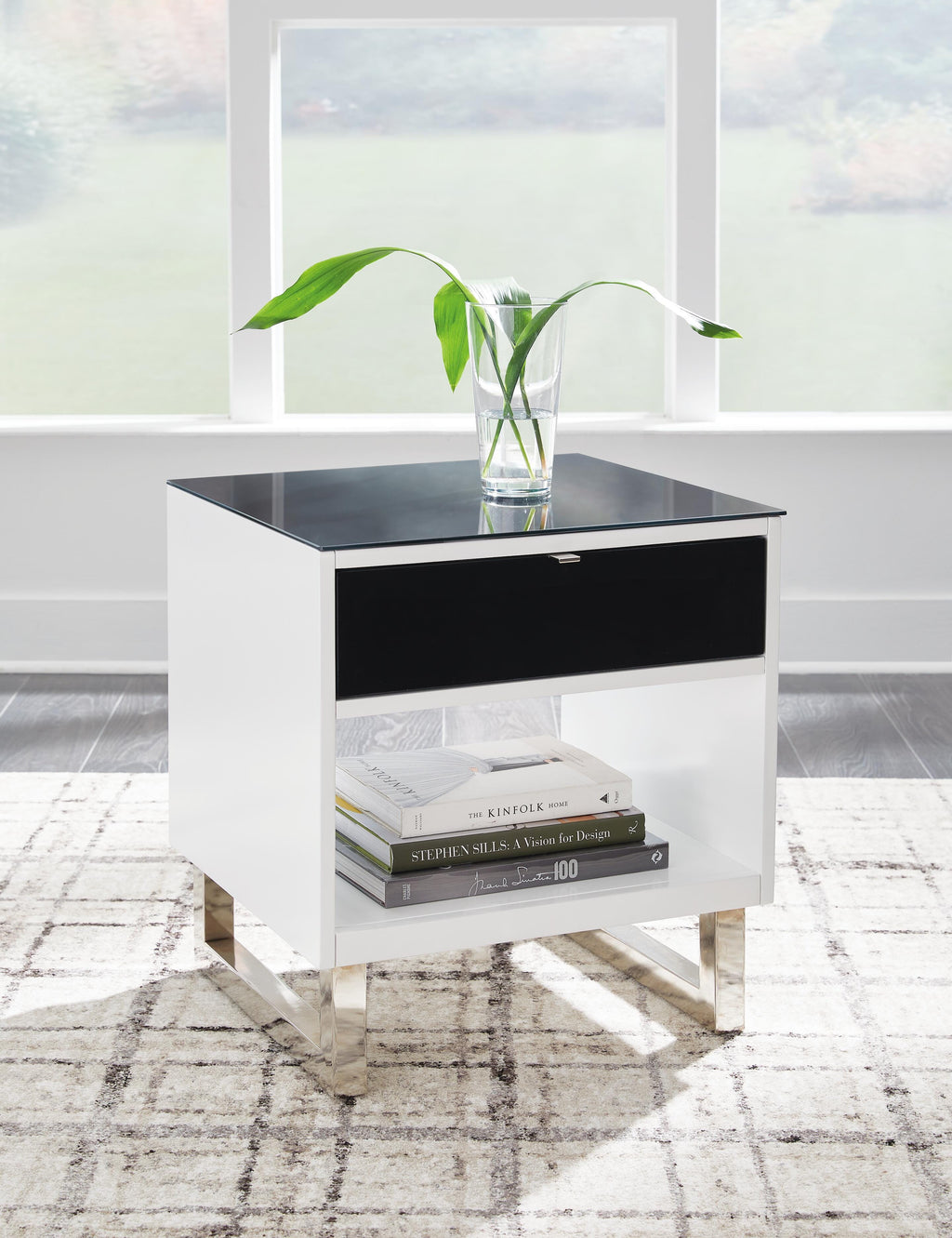 Gardoni End Table in White/Black, closed view