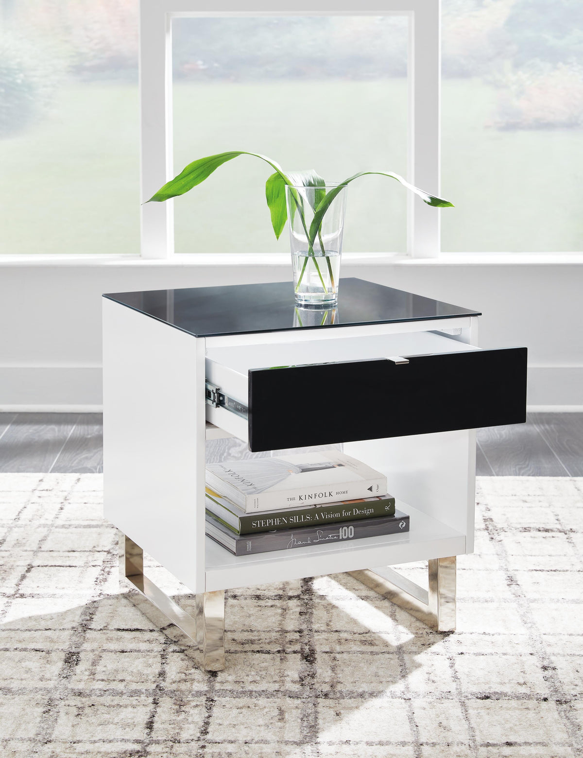 Gardoni End Table in White/Black, open view