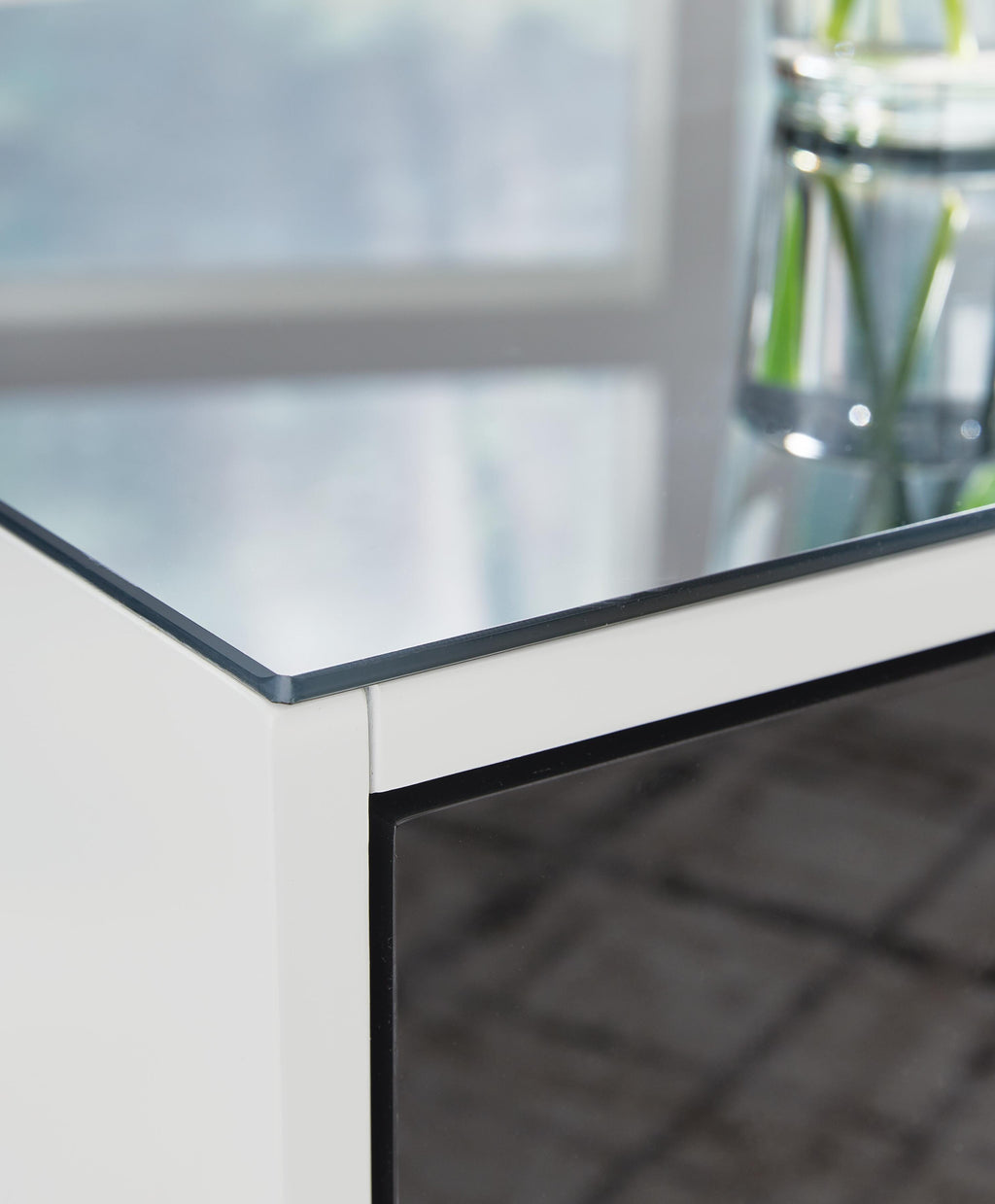 Gardoni End Table in White/Black, top view