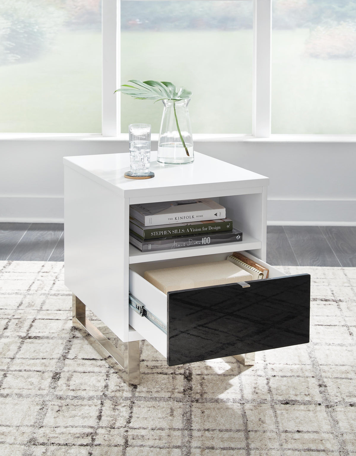 Gardoni Chairside End Table in White/Black, open view