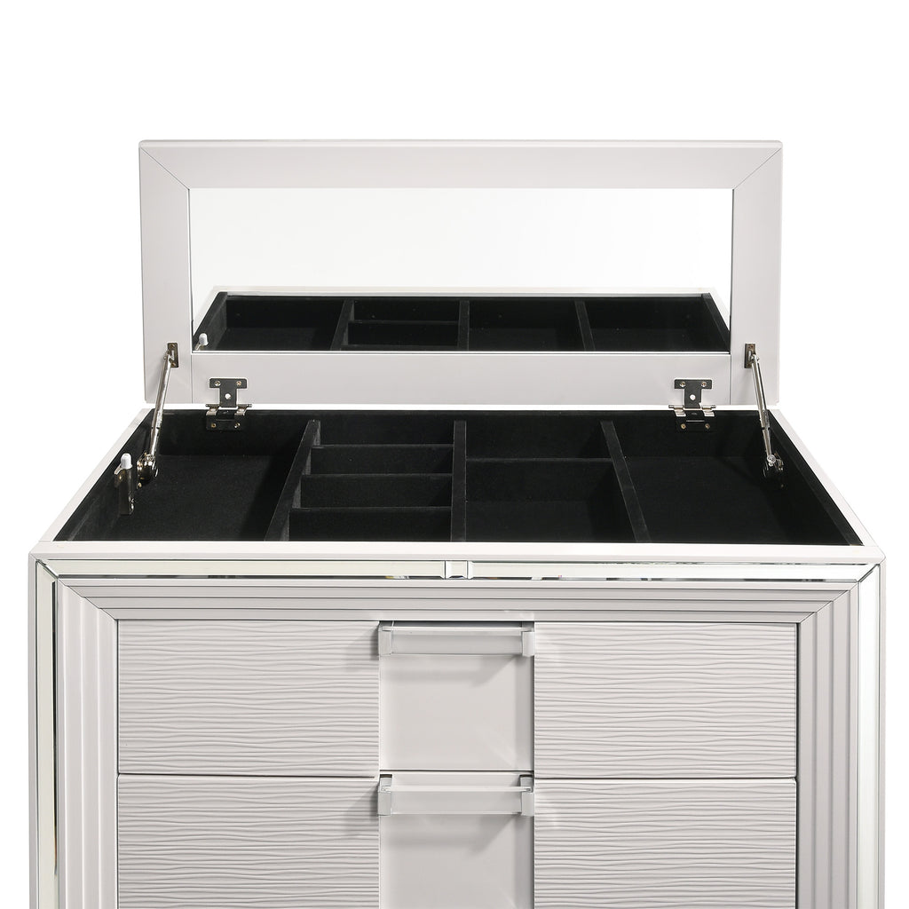Twenty Nine Chest White