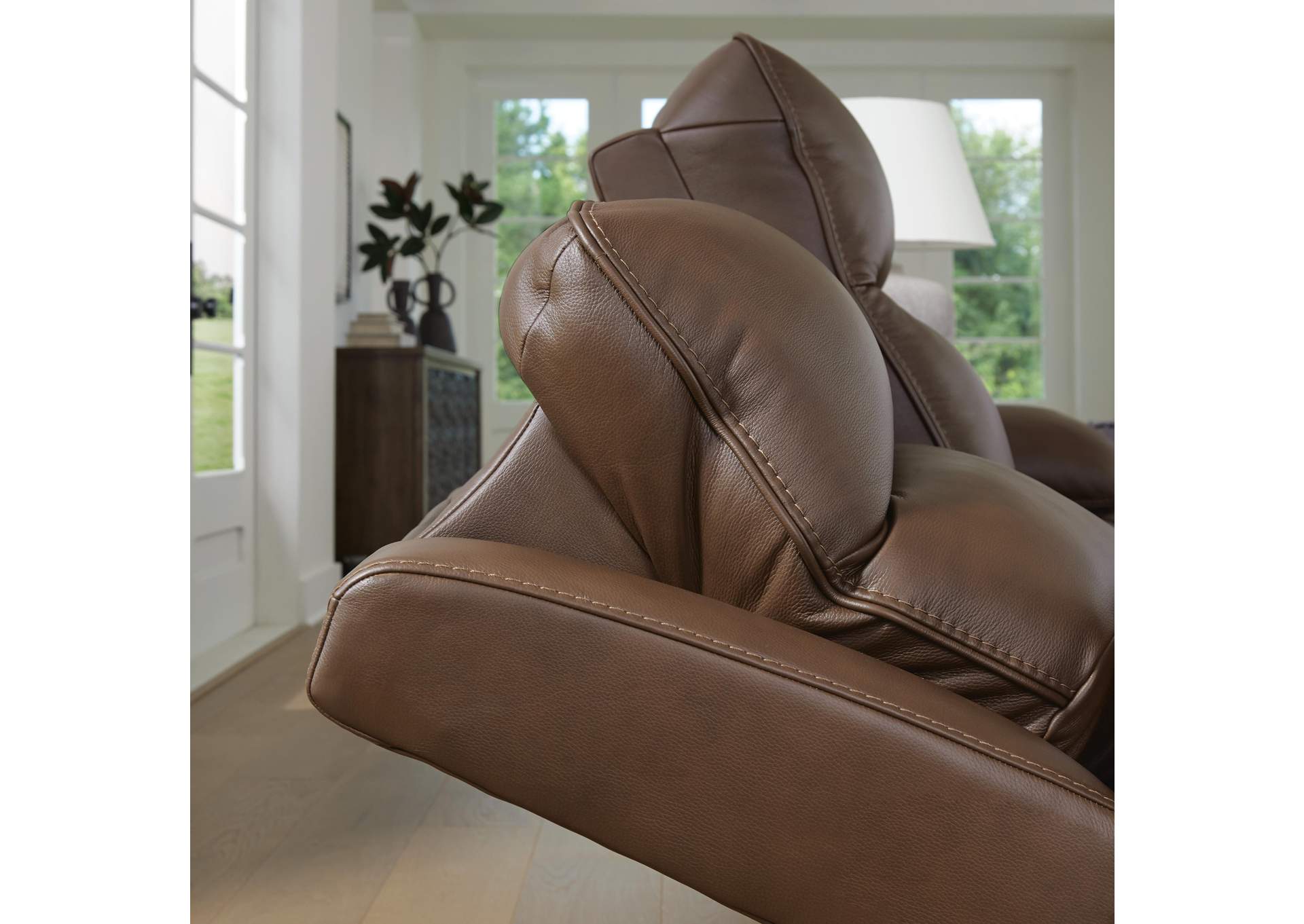 VonRyan Power Reclining Sofa