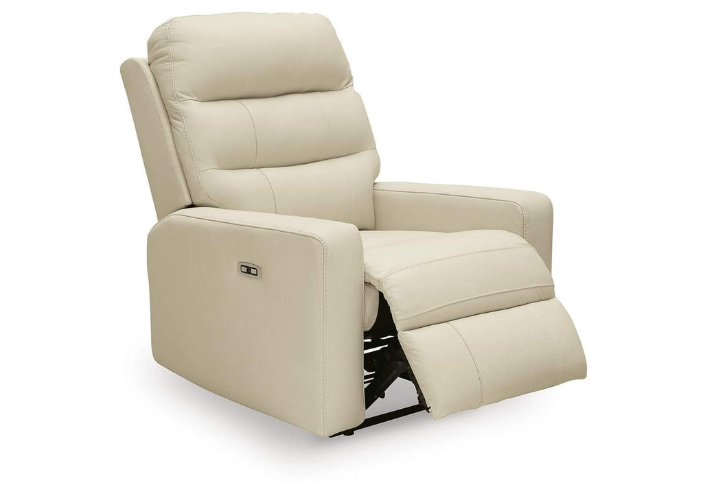Pennacle Pier Power Recliner angled view